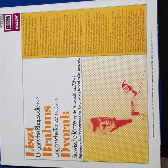 Philharmonisches Straatsorchester Hamburg performing Brahms Liszt and Dvorak - Picture 4 of 4